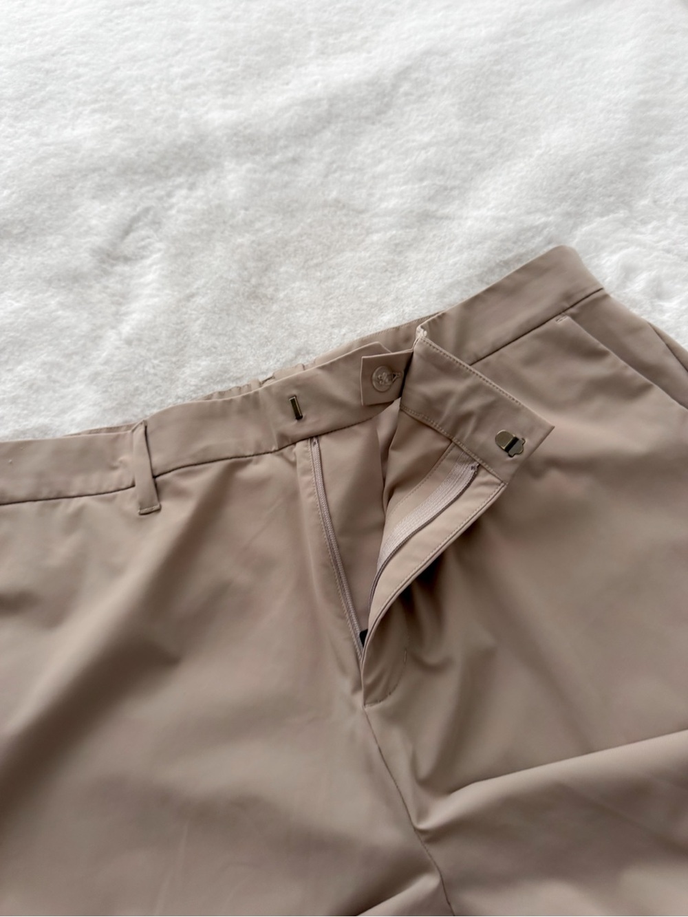 Vuori Miles Trousers Straight Leg Willow Gray Tan VW4357 - Picture 10 of 16